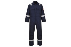 BIZ5 Bizweld Iona FR overál tengerészkék
PWTBIZ5NAR4XL BIZ5 Bizweld Iona FR overál tengerészkék
PWTBIZ5NAR4XL
Az Iona overál a teljeskörű védelem mellett jól láthatóságot is biztosít viselője számára. Lángmentes jól láthatósági szalagokkal a vállakon ujjakon és a lábszárakon. Térdpárna részére tartózseb kialakítással. Bestseller termék! 5XL.Rejtett telefontartó zseb.UPF 50+.CE minősítés.Patentos állítható mandzsetta.Tépőzáras állítható mandzsetta .Vonalzótartó zseb.Lángmentes láthatósági szalagok.Rejtett patentos záródás.Rejtett patentos záródás.ARC2.Rádió hurkok.Térdzsebek.Oldalt gumírozott derék.8 zseb.Kisker csomagolás .Olvadt fém fröccsenések ellen minősítve.Class 1 hegesztés védelem.Lángálló.Kettős veszély elleni védelem.Sugárzó konvektív és kontakt hő
